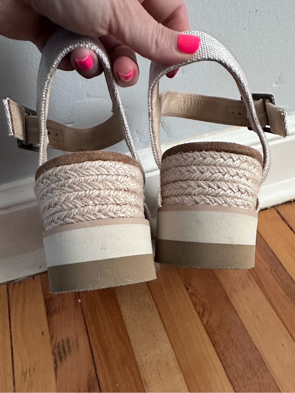 Tom’s Diana Wedge Sandals - Picture 4 of 6